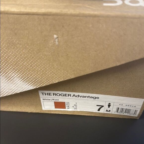 On Cloud Men Leather Running White and Tan Sneakers - Picture 2 of 10